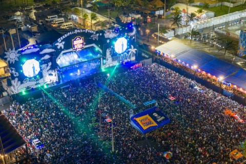 Arraiá do Povo retoma programação de shows e atrai mais de 32 mil pessoas para a última ‘Terça do Arrocha’