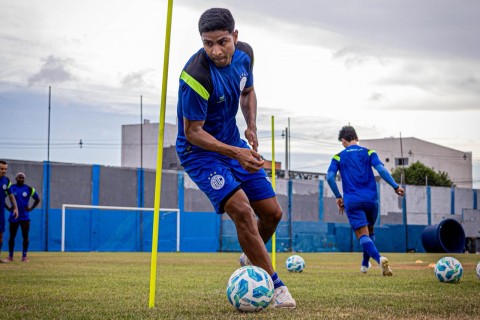 Confiança encerra preparação para o Clássico Maior