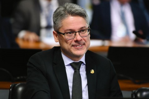 Alessandro lidera no primeiro e no segundo voto na corrida ao Senado, aponta Instituto França