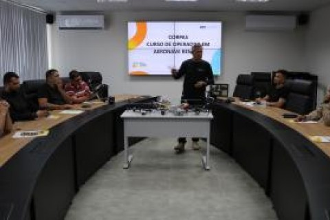 Agentes da SMTT de Aracaju participam de curso de Operador em Aeronave Remota