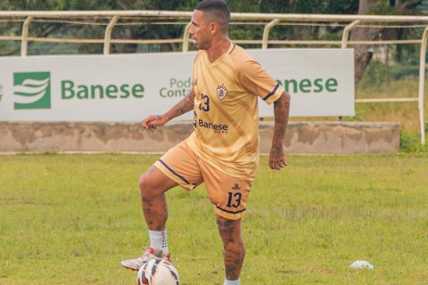 Tricolor pronto para a estreia