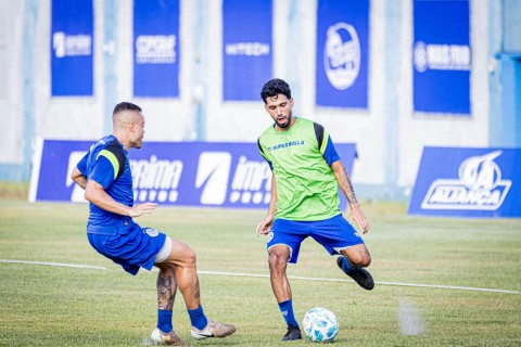 Confiança volta aos trabalhos com foco em partida contra o Falcon