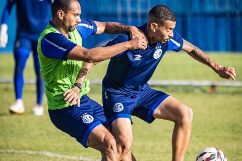 Confiança inicia segunda semana de preparação para o clássico contra o Itabaiana