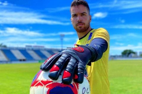 Rafael Pascoal e Dionísio estão na mira do Confiança