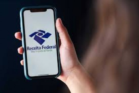 Governo publica ampliação da faixa de isenção do IR para R$ 2.428