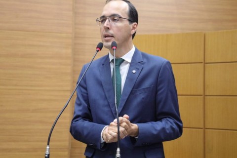 Deputado Georgeo volta a apelar por votação do PL que proíbe fogos com barulho em Sergipe