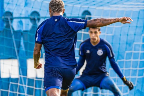 Dragão segue a programação