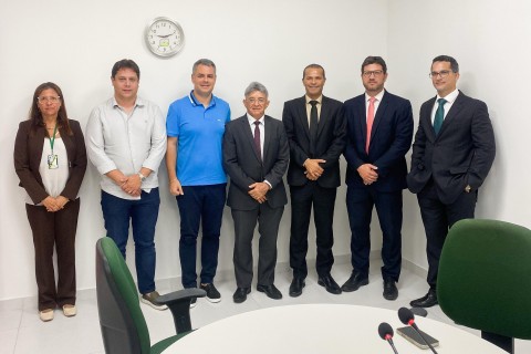 Confiança participa de audiência na Justiça do Trabalho