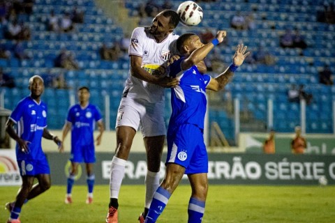 Confiança perde para Anápolis e confirma rebaixamento para Série D Brasileira