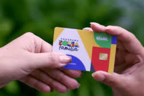 Caixa paga nesta quarta Bolsa Família a beneficiários com NIS final 8