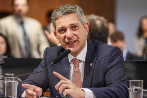 Senador Rogério defende postura mais rígida contra o devedor contumaz no Brasil
