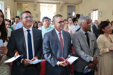 Governador Fábio Mitidieri participa de missa solene em celebração ao aniversário de 170 anos de Aracaju