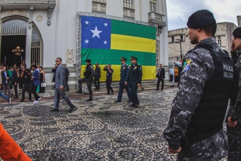 Polícia Militar participa de solenidade alusiva à Emancipação Política de Sergipe
