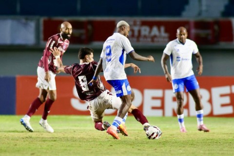 Dragão perde em Caxias do Sul e sofre segundo revés no Brasileiro