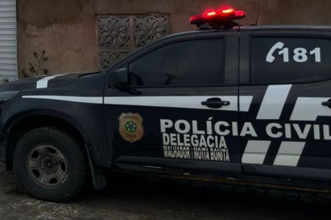 Polícia Civil prende homem em flagrante por agredir os próprios pais idosos em Moita Bonita