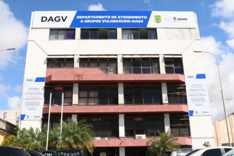 Polícia Civil registra em 2024 mais de 700 prisões por crimes em razão de gênero, idade, racismo e crença religiosa em SE